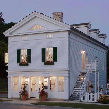 The Rochester Inn Sheboygan Falls Exterior foto